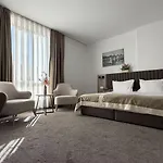 Evelin Deluxe House Пловдив