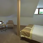 Evelin Deluxe House Гостевой дом 4*