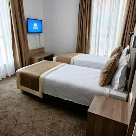 Evelin Deluxe House