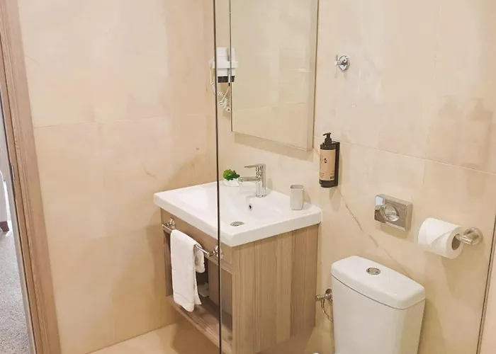 Evelin Deluxe House 招待所