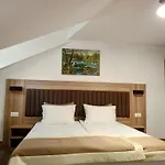 Evelin Deluxe House 4* Пловдив