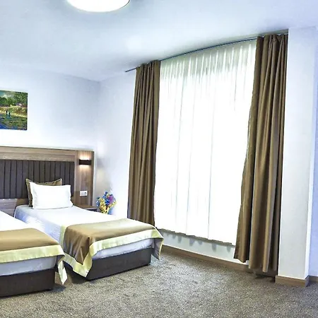 Evelin Deluxe House Πανσιόν 4*