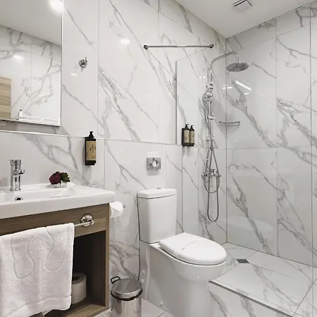 Evelin Deluxe House Гостевой дом