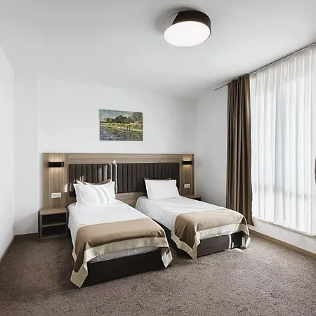 Гостевой дом Evelin Deluxe House