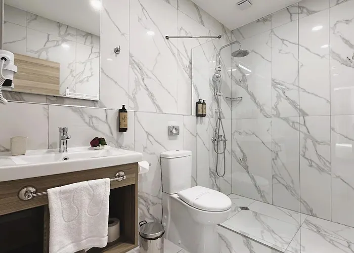 Evelin Deluxe House Pensión